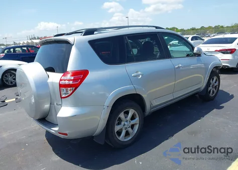 2011 Toyota Rav4 Limited V6 z USA, uszkodzony, nr VIN 2T3DK4DV4BW042503